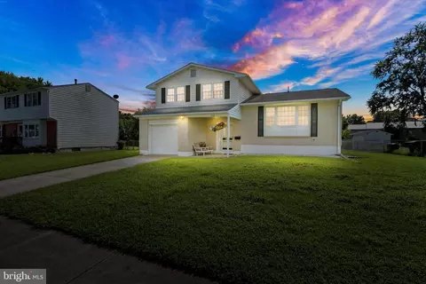 558 Roberta Ave, Dover, DE 19901