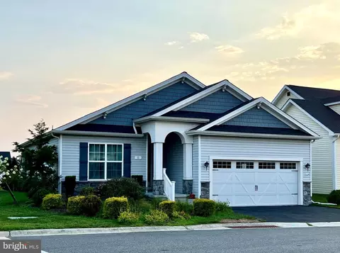 11 Fairmont Ln, Dover, DE 19904