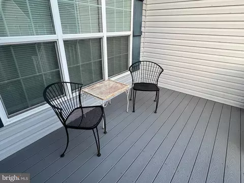 Exterior - 11 Fairmont Ln, Dover, DE 19904 photo 3 of 4