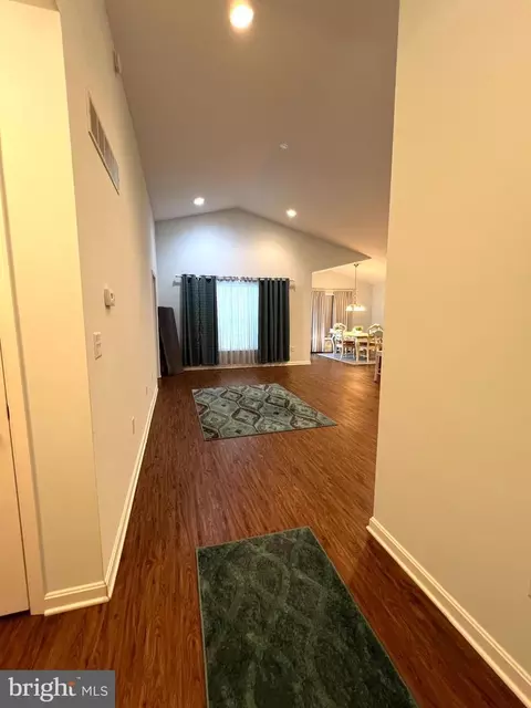 Entry Way - 11 Fairmont Ln, Dover, DE 19904 photo 1 of 5