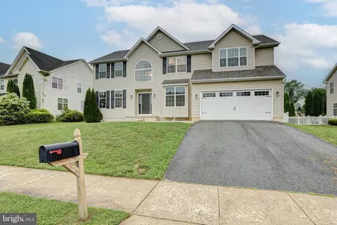 233 Southern View Dr, Smyrna, DE 19977