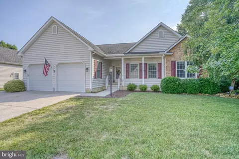121 Maple Glen Dr, Dover, DE 19904