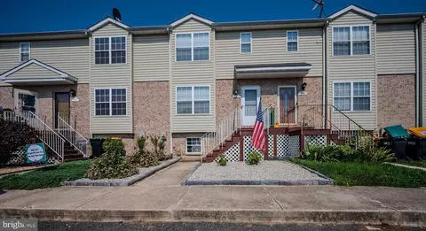 592 Dairy Dr, Smyrna, DE 19977