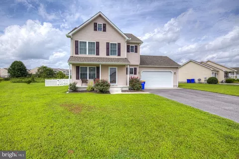 912 Ambler Ct, Harrington, DE 19952