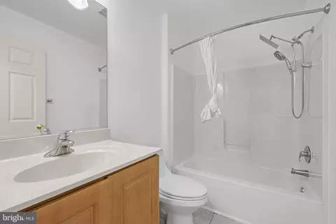 Bath - 451 Carrington Dr, Dover, DE 19904 photo 2 of 3