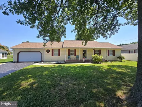 1288 E Division St, Dover, DE 19901 photo 2