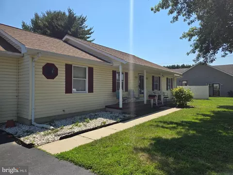 1288 E Division St, Dover, DE 19901 photo 3