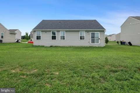 Exterior - 315 Bluecoat St, Dover, DE 19901 photo 2 of 3