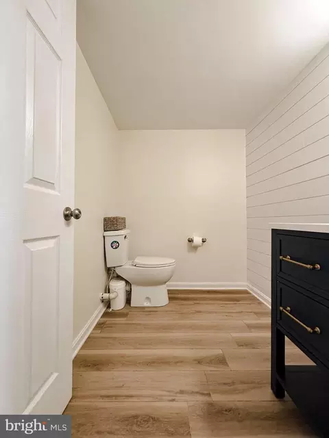 Bath - 130 Springfield Way, Dover, DE 19904 photo 6 of 7
