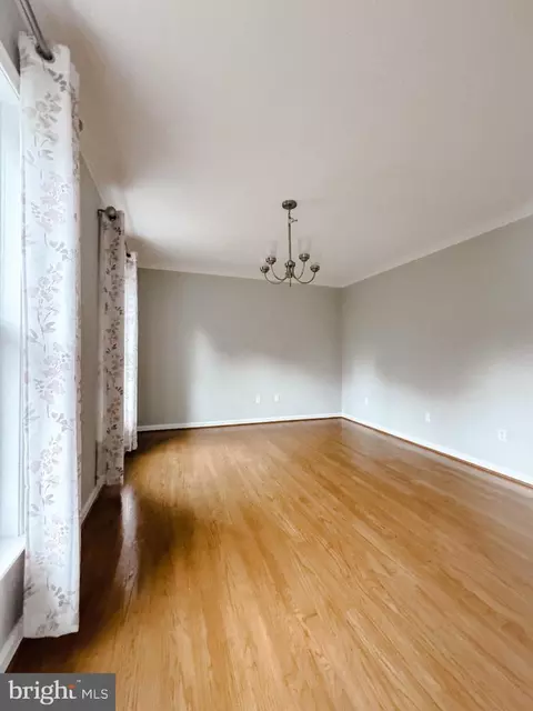 Living - 130 Springfield Way, Dover, DE 19904 photo 1 of 2