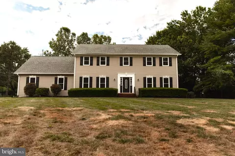 Exterior - 130 Springfield Way, Dover, DE 19904 photo 3 of 11