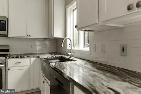 Kitchen - 130 Springfield Way, Dover, DE 19904 photo 5 of 10