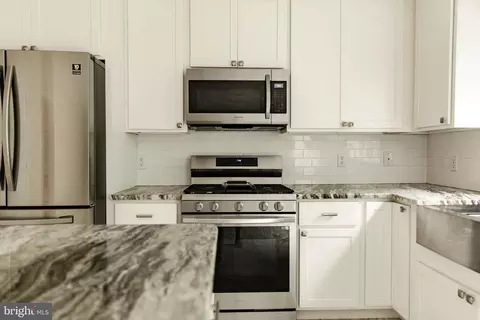 Kitchen - 130 Springfield Way, Dover, DE 19904 photo 7 of 10