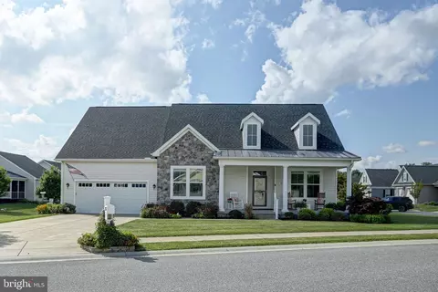 242 Nobles Pond Xing, Dover, DE 19904
