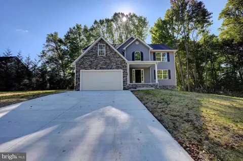 182 Pine Valley Rd, Dover, DE 19904