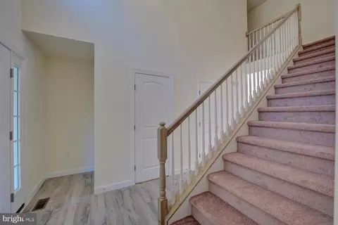 Entry Way - 182 Pine Valley Rd, Dover, DE 19904 photo 2 of 15