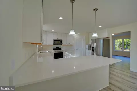 Kitchen - 182 Pine Valley Rd, Dover, DE 19904 photo 2 of 6