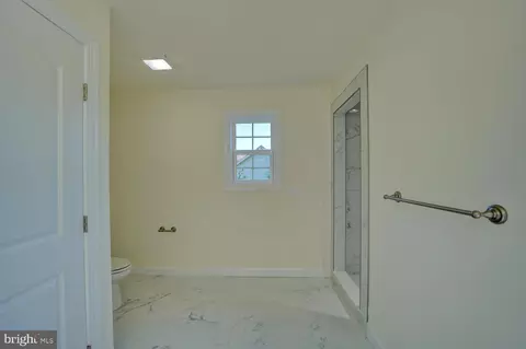 Entry Way - 182 Pine Valley Rd, Dover, DE 19904 photo 11 of 15