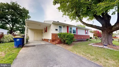 915 Mcdowell Dr, Dover, DE 19901 photo 1