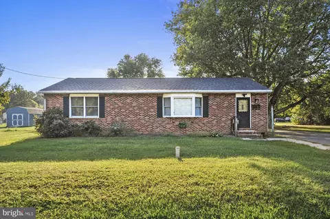 161 Plum Dr, Magnolia, DE 19962