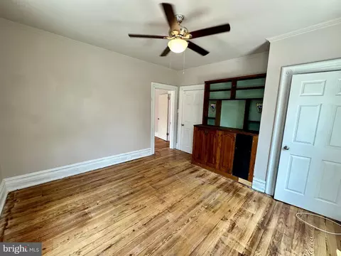 Living - 27 S Bradford St, Dover, DE 19904 photo 13 of 14