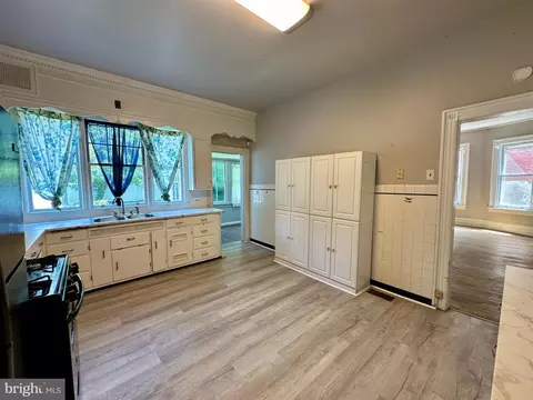 Kitchen - 27 S Bradford St, Dover, DE 19904 photo 1 of 5