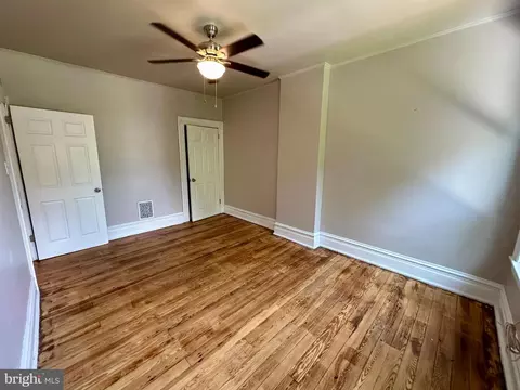 Bedroom - 27 S Bradford St, Dover, DE 19904 photo 2 of 2