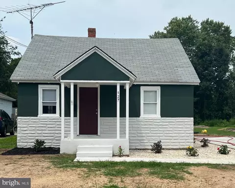 127 Roosevelt Ave, Dover, DE 19901