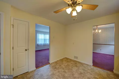 Entry Way - 305 Kesselring Ave, Dover, DE 19904 photo 3 of 7
