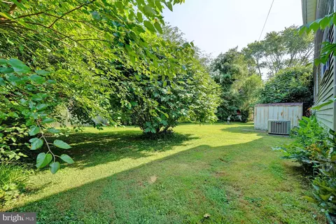 Exterior - 305 Kesselring Ave, Dover, DE 19904 photo 7 of 11