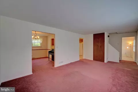 Living - 305 Kesselring Ave, Dover, DE 19904 photo 1 of 5