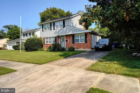 Exterior - 305 Kesselring Ave, Dover, DE 19904 photo 5 of 11