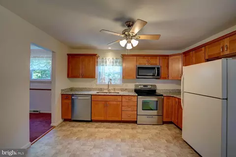 Kitchen - 305 Kesselring Ave, Dover, DE 19904 photo 1 of 2