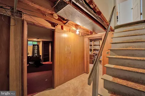 Entry Way - 305 Kesselring Ave, Dover, DE 19904 photo 7 of 7