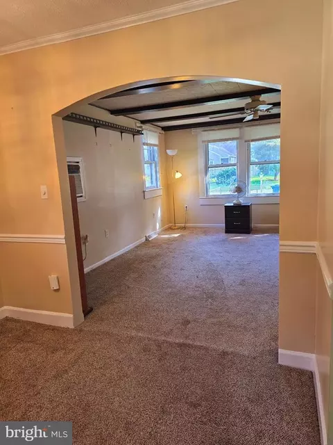 Entry Way - 53 Asbury Ave, Dover, DE 19901 photo 2 of 3
