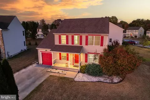 48 Foxwood Dr, Smyrna, DE 19977