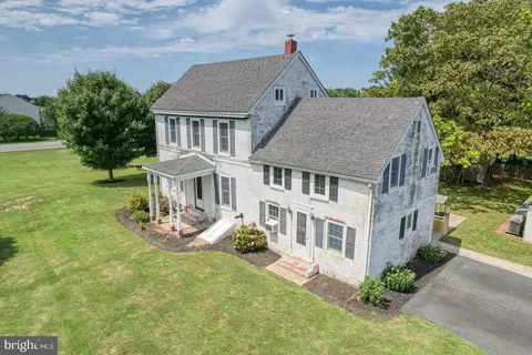 51 Masseys Millpond Rd, Smyrna, DE 19977
