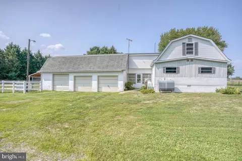2083 E Denneys Rd, Dover, DE 19901 photo 16