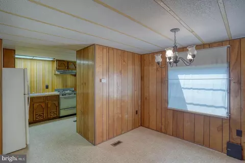 2083 E Denneys Rd, Dover, DE 19901 photo 27
