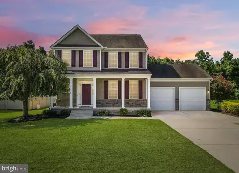 82 Shore Ln, Milford, DE 19963