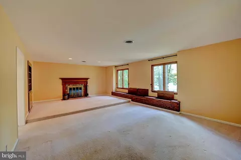 Living - 500 Troon Rd, Dover, DE 19904 photo 15 of 17
