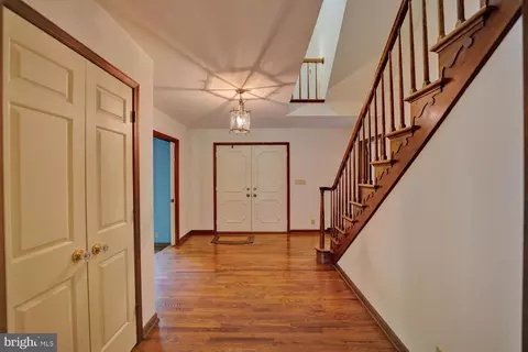 Entry Way - 500 Troon Rd, Dover, DE 19904 photo 2 of 13
