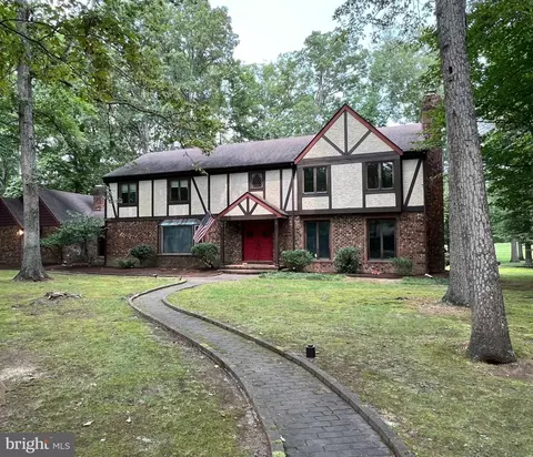 500 Troon Rd, Dover, DE 19904