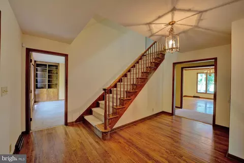 Entry Way - 500 Troon Rd, Dover, DE 19904 photo 3 of 13