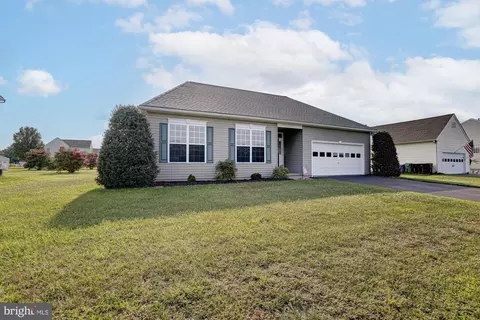 Exterior - 105 Ryhill Dr, Dover, DE 19904 photo 3 of 3