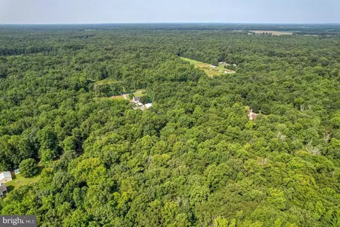 94 John Ron Dr, Hartly, DE 19953