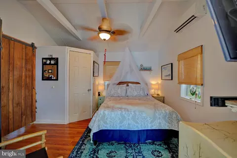 Bedroom - 47 S Sandpiper Dr, Dover, DE 19901 photo 1 of 6
