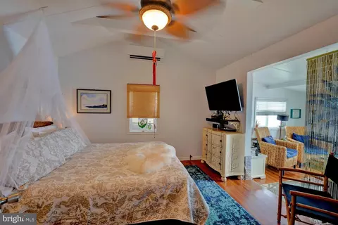Bedroom - 47 S Sandpiper Dr, Dover, DE 19901 photo 4 of 6