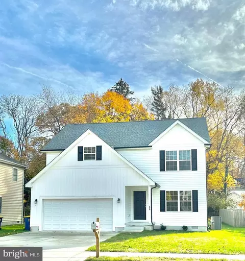 140 Lake Dr, Felton, DE 19943