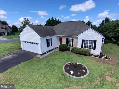 15 Stockton Ln, Dover, DE 19904